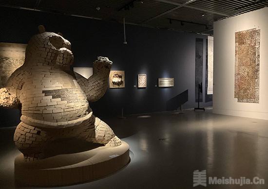 “天下一家”2023上海国际纸艺术双年展在奉贤博物馆开幕 “天下一家”2023上海国际纸艺术双年展在奉贤博物馆开幕