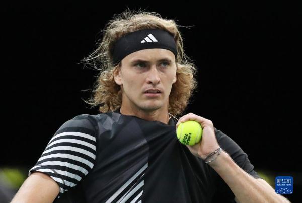 网球——巴黎大师赛:兹韦列夫晋级 网球——巴黎大师赛:兹韦列夫晋级