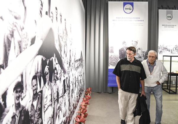 美国飞虎队老兵参观重庆史迪威博物馆 美国飞虎队老兵参观重庆史迪威博物馆