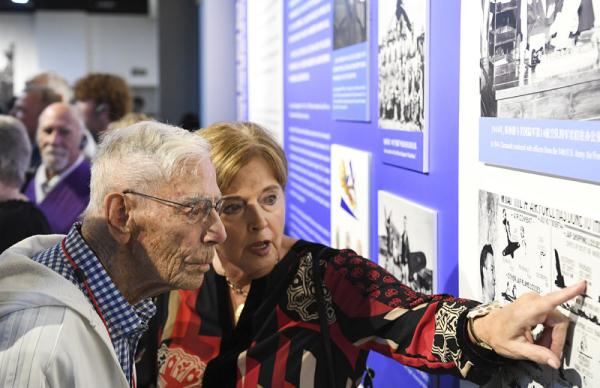 美国飞虎队老兵参观重庆史迪威博物馆 美国飞虎队老兵参观重庆史迪威博物馆