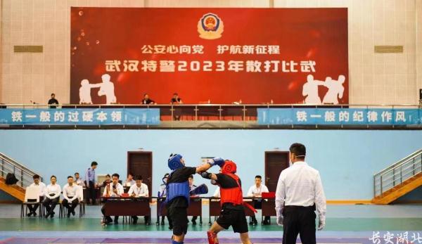巅峰对决、肌肉霸屏,湖北武汉特警硬核“开战”! 巅峰对决、肌肉霸屏,湖北武汉特警硬核“开战”!