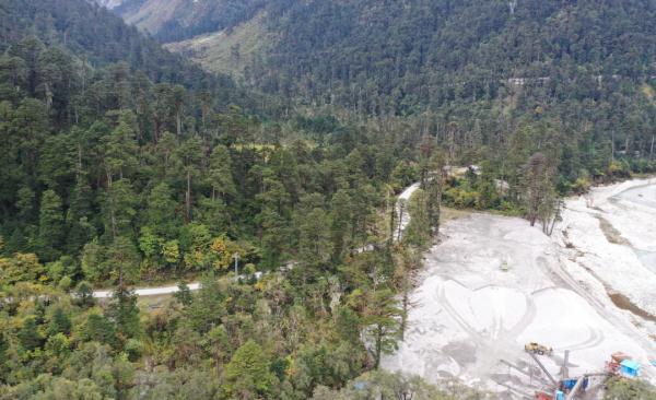 几代建设者,历经半个多世纪完成!这是一条怎样的公路? 几代建设者,历经半个多世纪完成!这是一条怎样的公路?