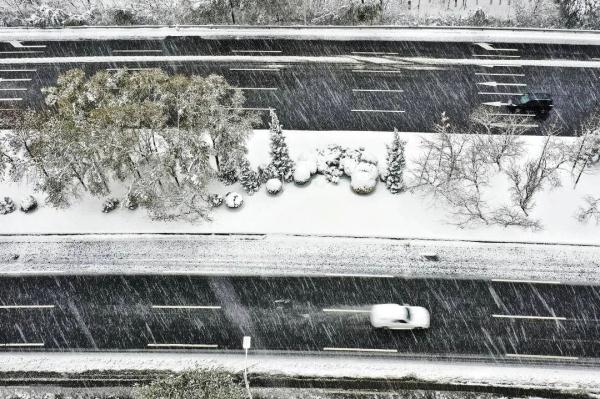 注意！辽宁入冬初雪已“发货”，寒潮大风一起来！