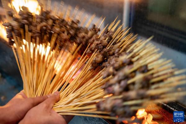 云南昭通：推动小肉串烧烤产业规范化发展