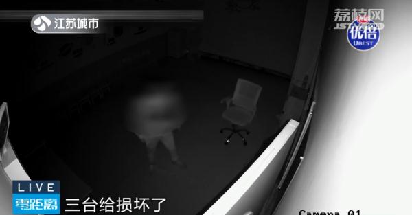 咋想的!每双鞋偷一只,只为了报复? 咋想的!每双鞋偷一只,只为了报复?