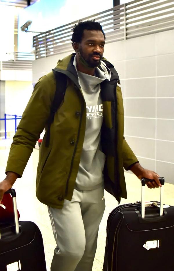 1胜4负！上海男篮可以考虑换外援了