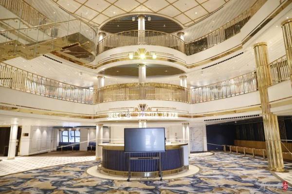 我国首艘国产大型邮轮“爱达·魔都号”今日命名交付 我国首艘国产大型邮轮“爱达·魔都号”今日命名交付