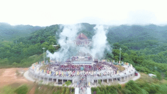 中国有个海南岛丨在海南,有一种节日叫“三月三” 中国有个海南岛丨在海南,有一种节日叫“三月三”