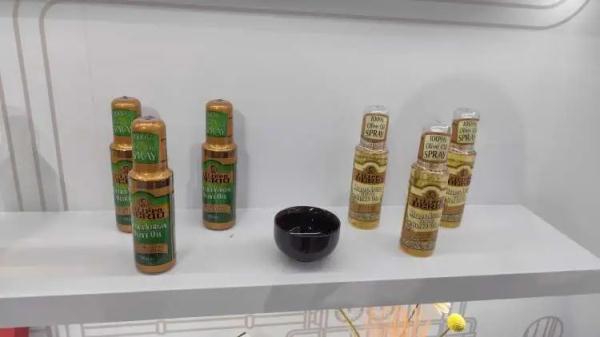 进博展品成网红商品,老字号出海受热捧... 进博展品成网红商品,老字号出海受热捧...