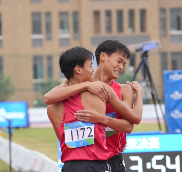 学青会田径综合:南京队收获3金 学青会田径综合:南京队收获3金