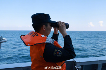 海军某护卫舰支队开展实战化训练