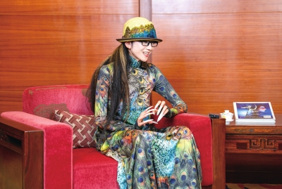 《孔雀》是最满意的作品吗？杨丽萍接受顶端采访，回应其中“裸舞”质疑