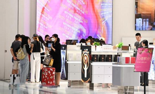 The effect of policy "combination boxing" appeared in the first three quarters, and China's consumer market accelerated to pick up.