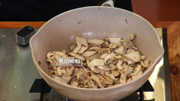 秋天多吃一条腿,做法简单人人爱! 秋天多吃一条腿,做法简单人人爱!
