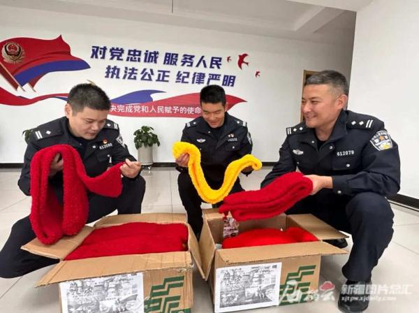 又有民警收到“神秘”包裹?这个故事,说来话长… 又有民警收到“神秘”包裹?这个故事,说来话长…