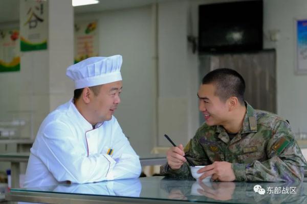 这个入伍17年的老兵，为何4次当“新兵”？