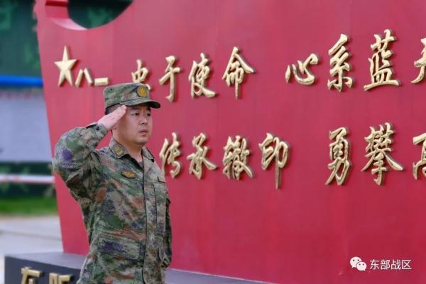 这个入伍17年的老兵，为何4次当“新兵”？