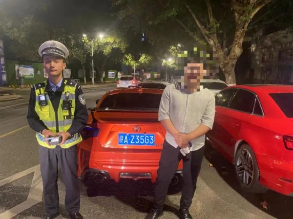 晚上10点，3名男子开车上南昌梅岭，结果......
