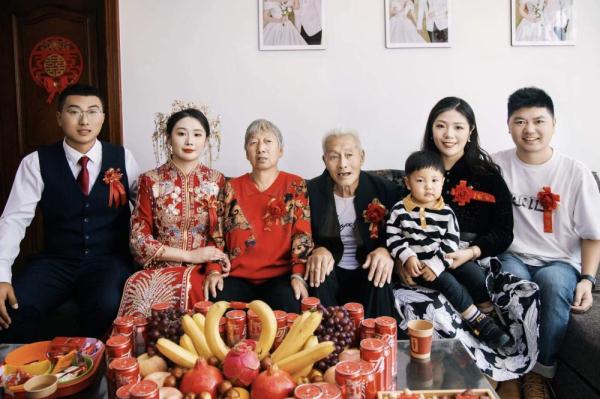 一次指路，让她收获了一份亲情