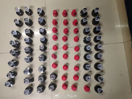 藏在公寓楼内！江西警方现场起获一批“公章”