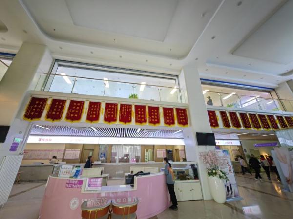 湖北襄阳一家医院被举报“贩卖出生证明”后续:涉事医院院长已被采取刑事强制措施 湖北襄阳一家医院被举报“贩卖出生证明”后续:涉事医院院长已被采取刑事强制措施