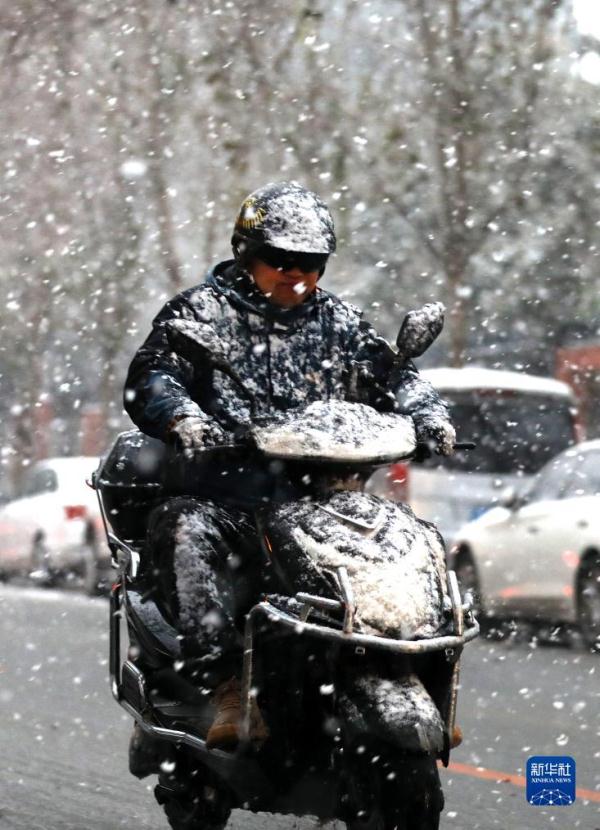 沈阳再迎降雪