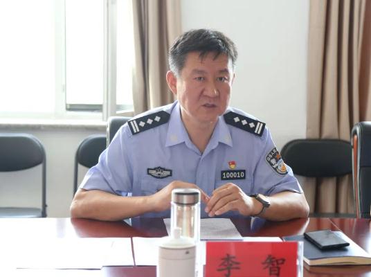 三名“内鬼”，同天被通报！