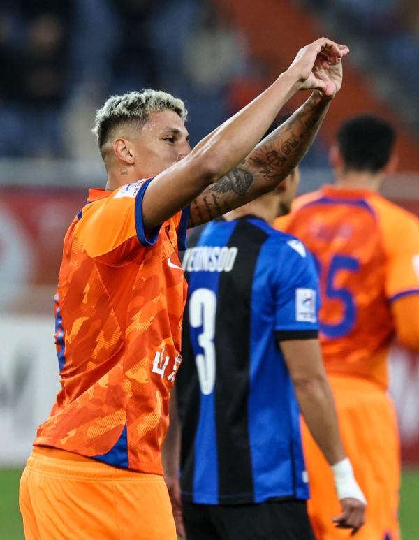 亚冠联赛：山东泰山主场再胜仁川联队