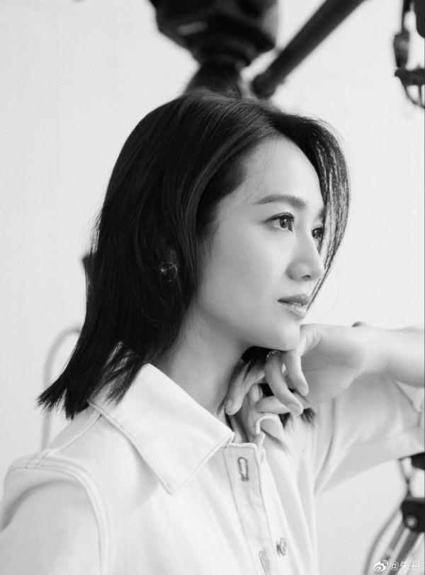 知名女主持人崩溃哭诉! 知名女主持人崩溃哭诉!