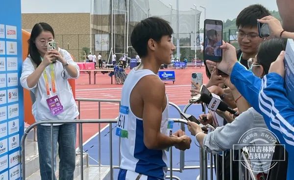 吉林小将陈佳鹏亮相学青会赛场