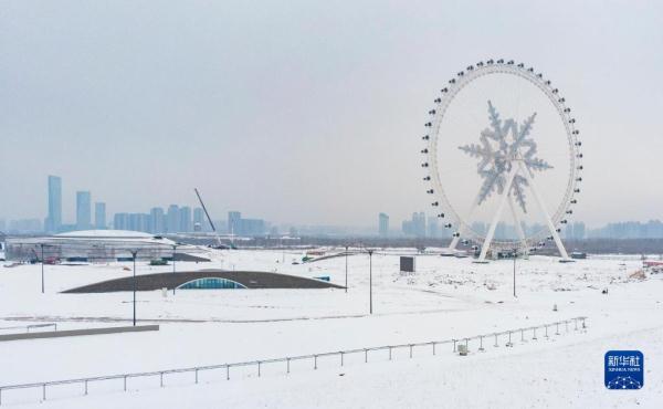 雪后冰城换银装