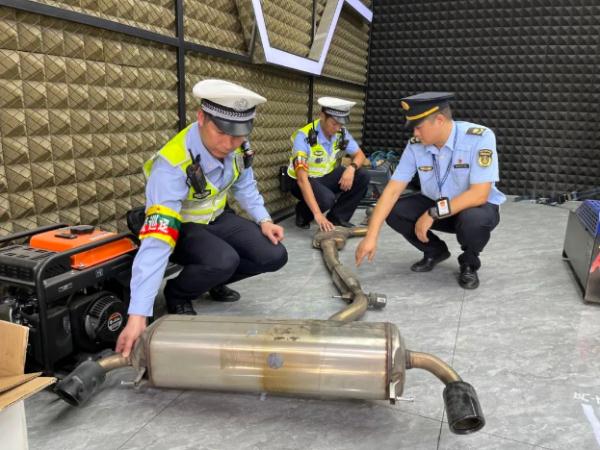 可微信举报！广州交警：严查这类违法行为