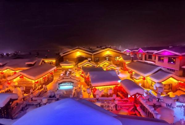 夜游雪乡，一不留神撞进了童话世界