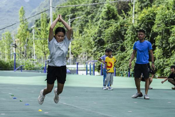 学青会丨李彦郯：“攀”出大山的壮族女孩