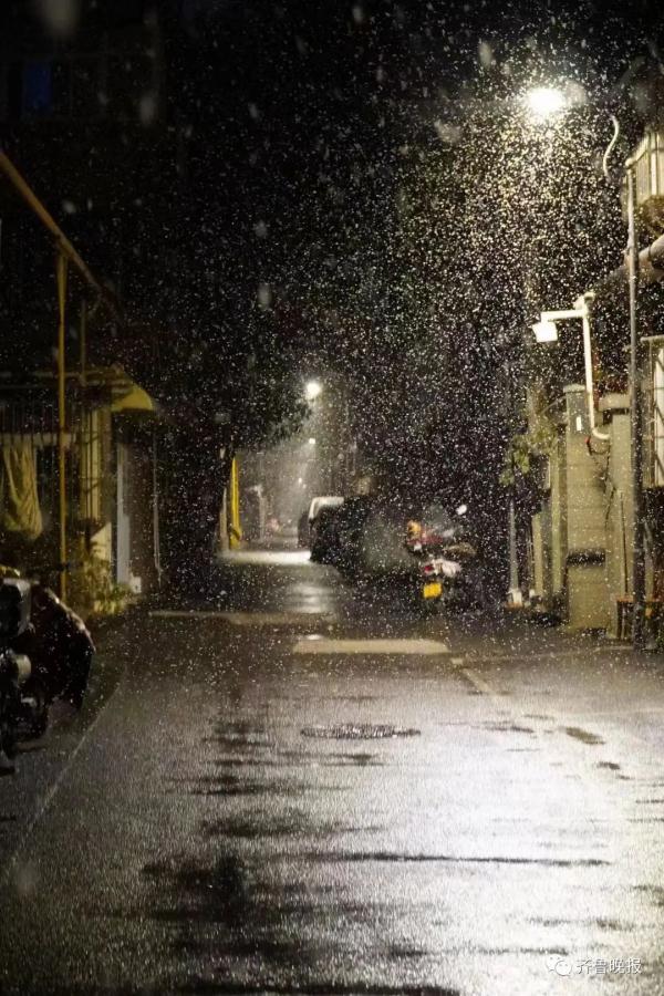 三天前短袖三天后大雪 魔幻的天气欢腾的你