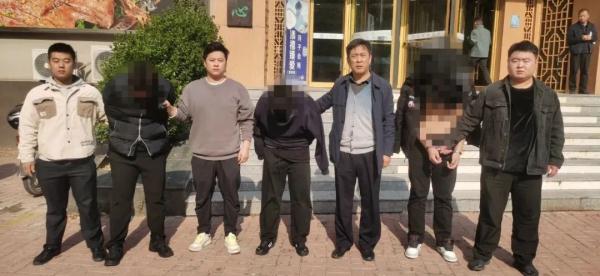 俩男子在洗浴中心落网，济南警方通报详情