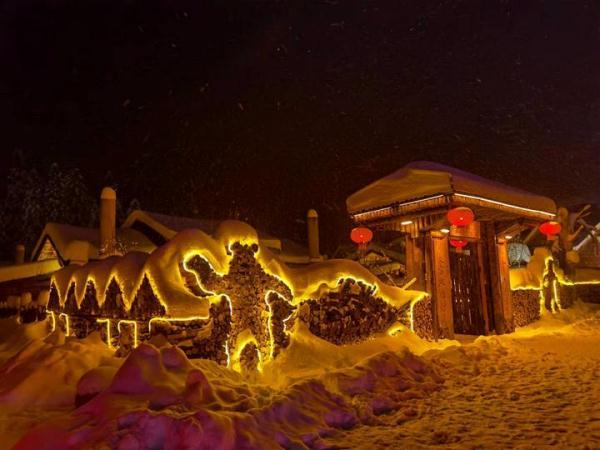 夜游雪乡，一不留神撞进了童话世界