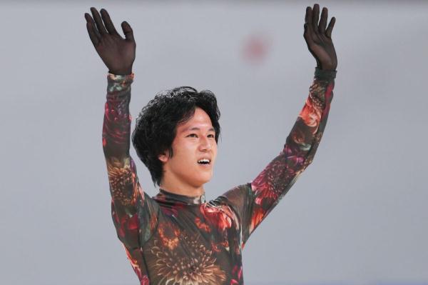 花样滑冰——中国杯:法国选手萧传文男子单人滑夺冠 花样滑冰——中国杯:法国选手萧传文男子单人滑夺冠