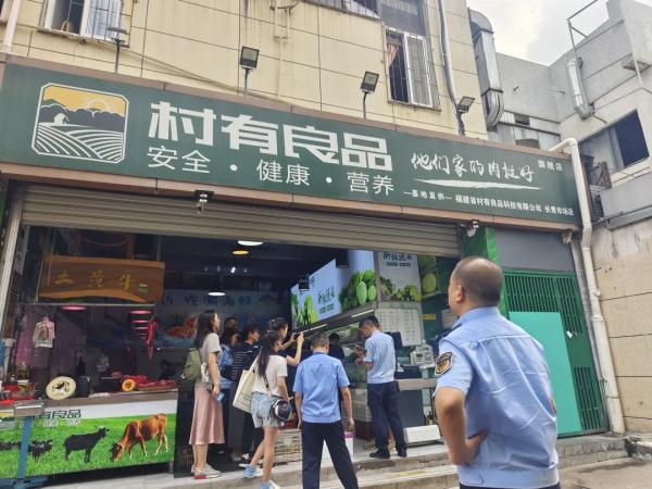 厦门岛内一网红餐馆被查！后厨大曝光……