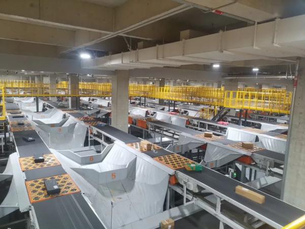 付完尾款，5分45秒就收货！快递到底是咋做到的？