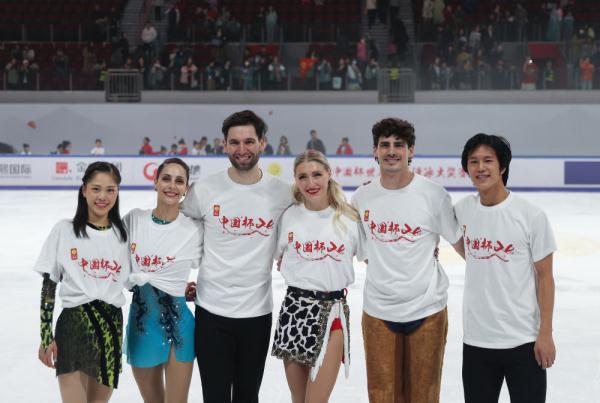 花样滑冰——中国杯:表演滑举行 花样滑冰——中国杯:表演滑举行