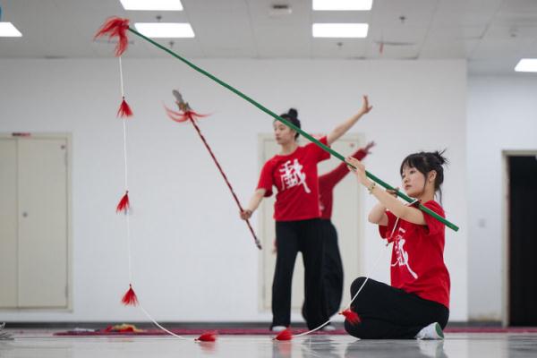 百年古韵育新声 荆楚梨园绽芳华