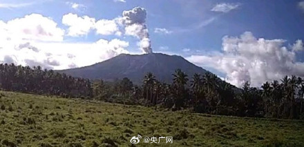 印尼伊布火山喷发