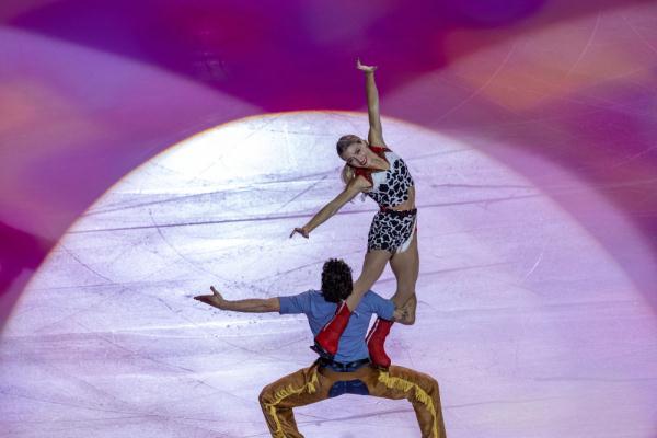 花样滑冰——中国杯:表演滑举行 花样滑冰——中国杯:表演滑举行