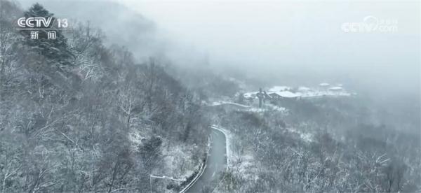 全国多地迎降温降雪 多措并举保障生产生活