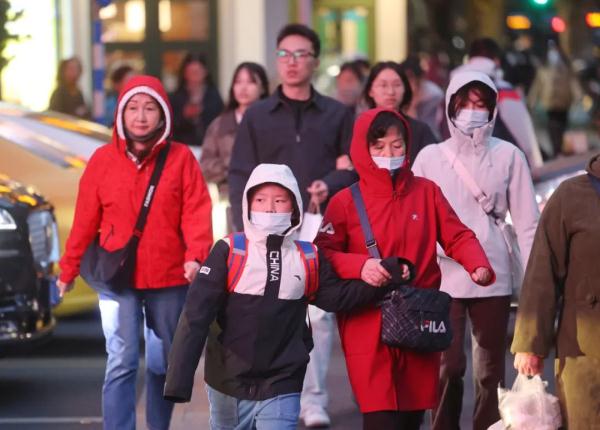 南京:接近0℃!创入秋气温新低 南京:接近0℃!创入秋气温新低