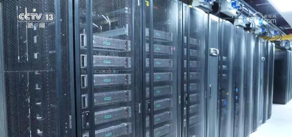 我国开通首条1.2T超高速互联网主干通路 传输速度达千兆网络的千倍 我国开通首条1.2T超高速互联网主干通路 传输速度达千兆网络的千倍