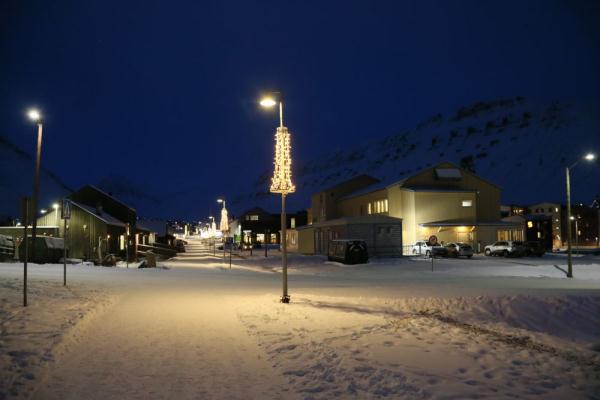 极夜里的北极小镇 极夜里的北极小镇