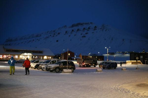 极夜里的北极小镇 极夜里的北极小镇