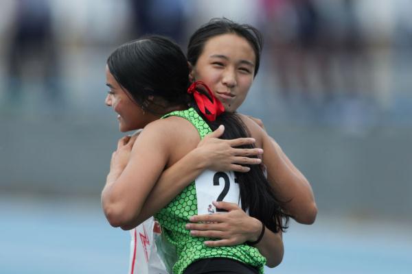 学青会丨14岁，跑“赢”亚洲女飞人